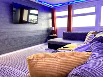 Kennedy House - Beachfront