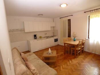 Holiday Apartment for 4 Persons With one Bedroom Near the Sea