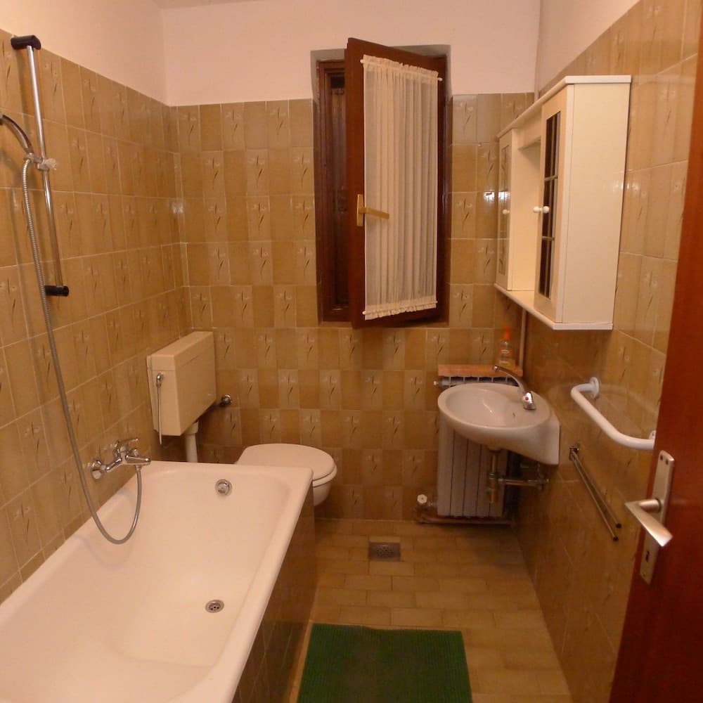 Three Person Apartment Near the Beach