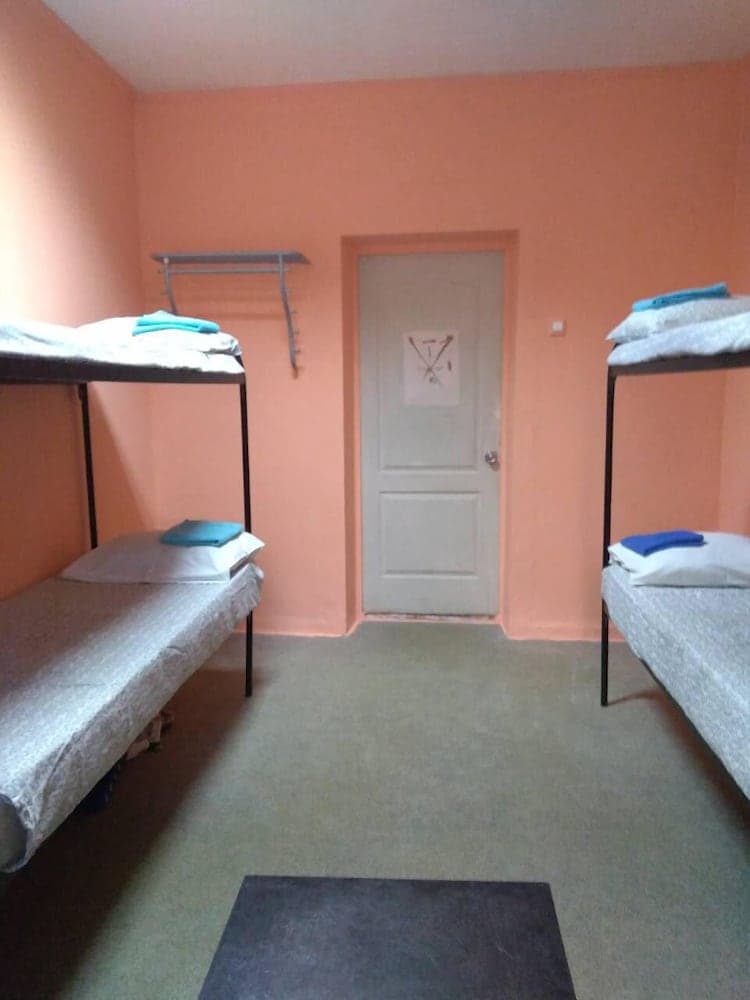 Hostels Let's Go Here