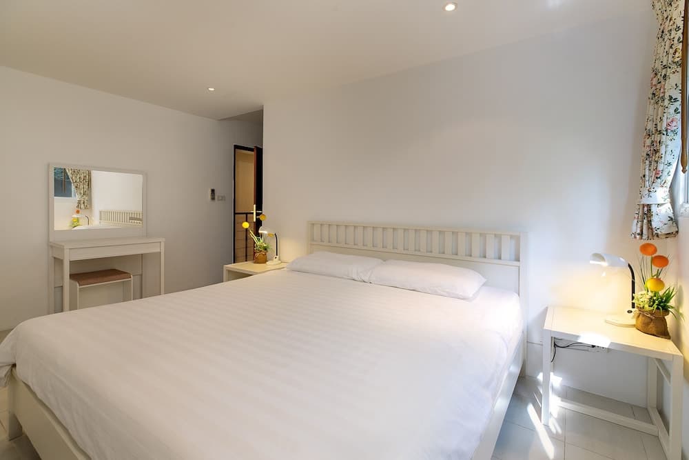 Spacious 5-Bedroom Surin Beach Villa