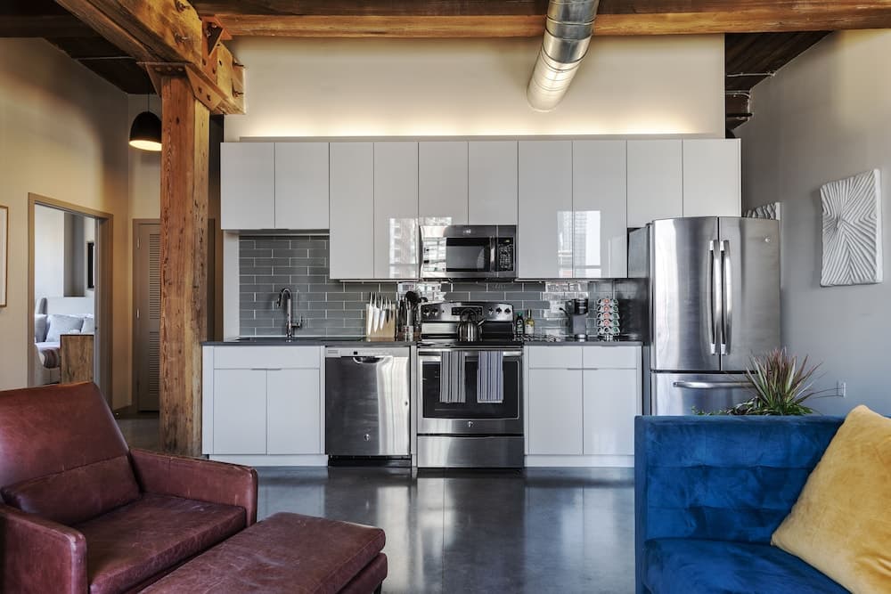 Deedee's Industrial Lofts