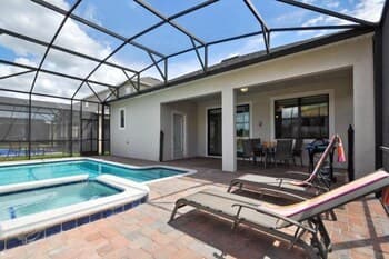 4BR 3BA Pool Home in Gated Golf Community