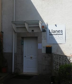 Llanes International Hostel