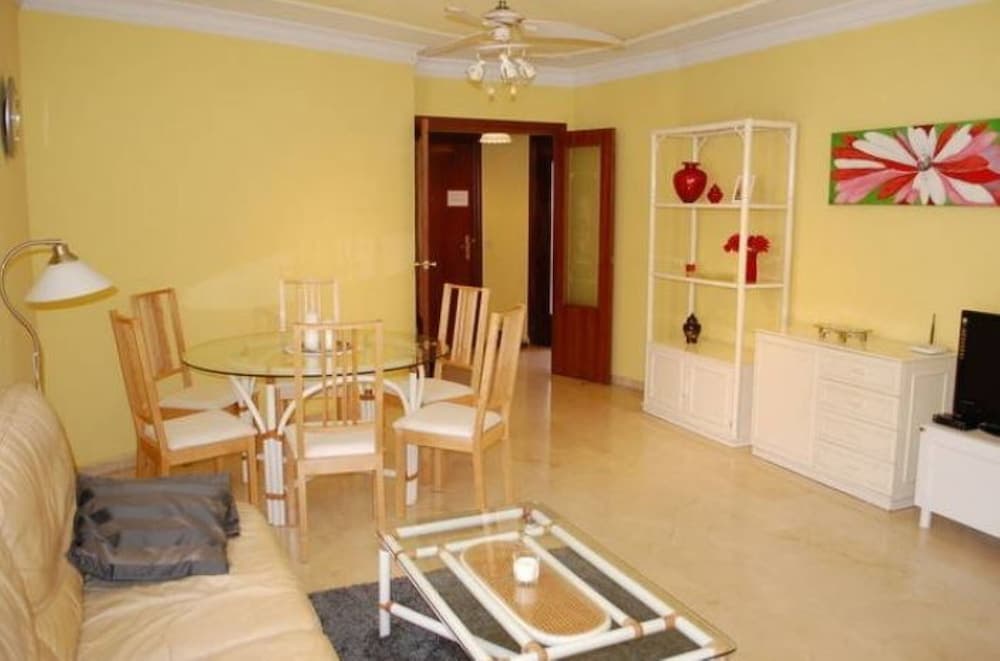 107273  - Apartment in Fuengirola