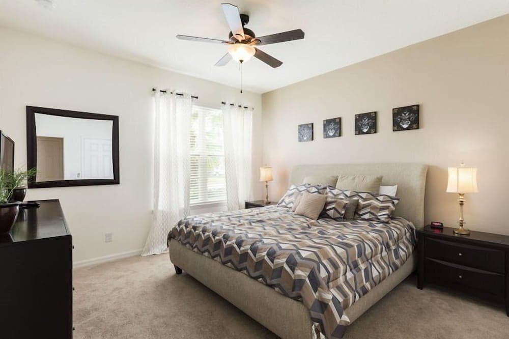 8BR 8BA Pool Home Near Disney In Gated