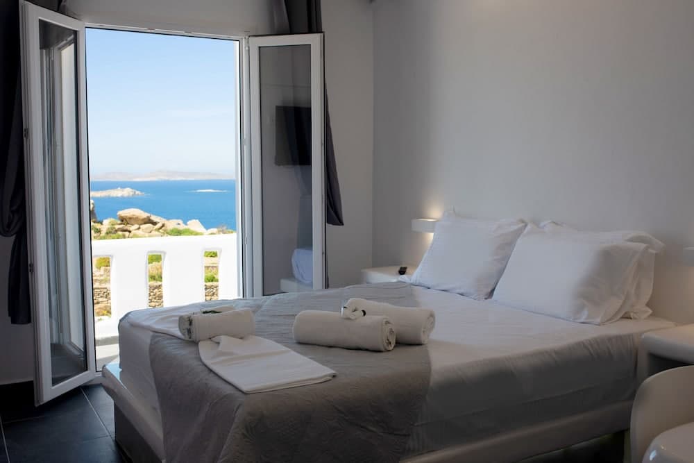 Petra Mykonos Studios & Suites