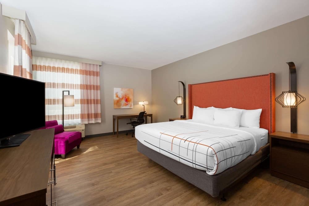 La Quinta by Wyndham Altoona Des Moines