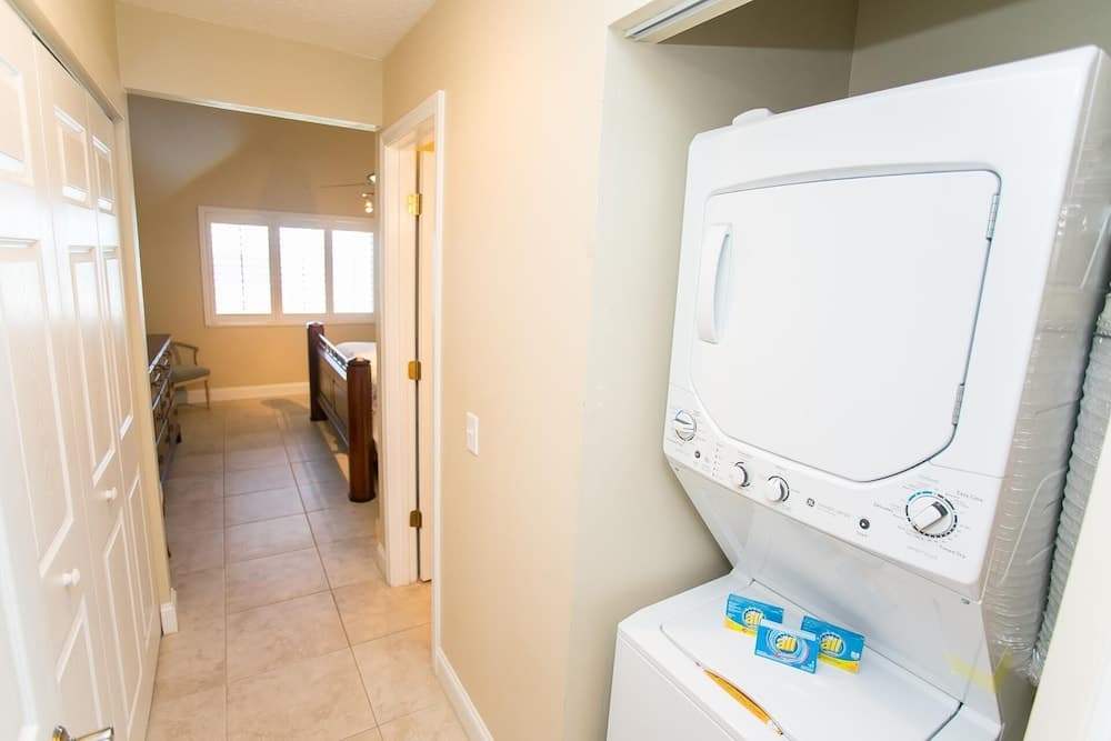 SEA Haven 516 [2/2.5] Free Activities! & Oceanfront Wifi Pool