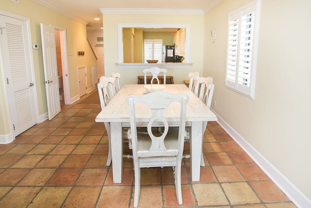 SEA Haven 212 [3/2.5] Free Activities! & Oceanfront Wifi Pool