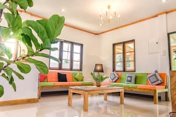 Pinnawala Backpack Residencies