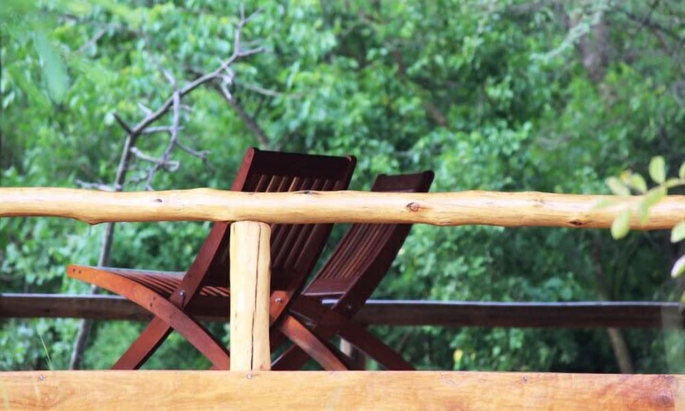 Kabalega Wilderness Lodge