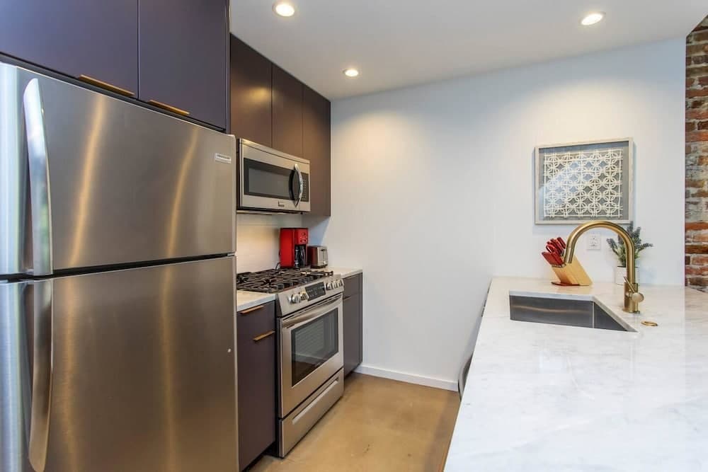 Steps From Jefferson - New Boutique Building - Center City