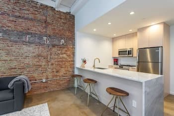 Steps From Jefferson - New Boutique Building - Center City