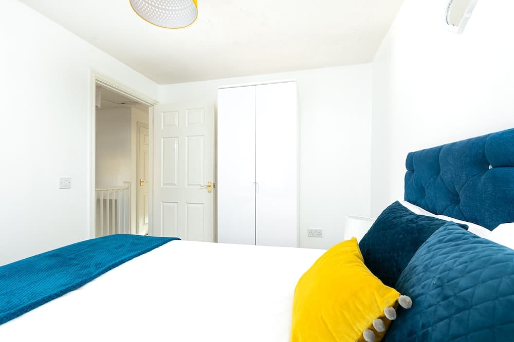 KVM - Whitebeam House