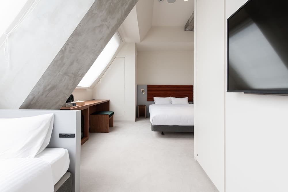 KIRO Hiroshima by THE SHARE HOTELS