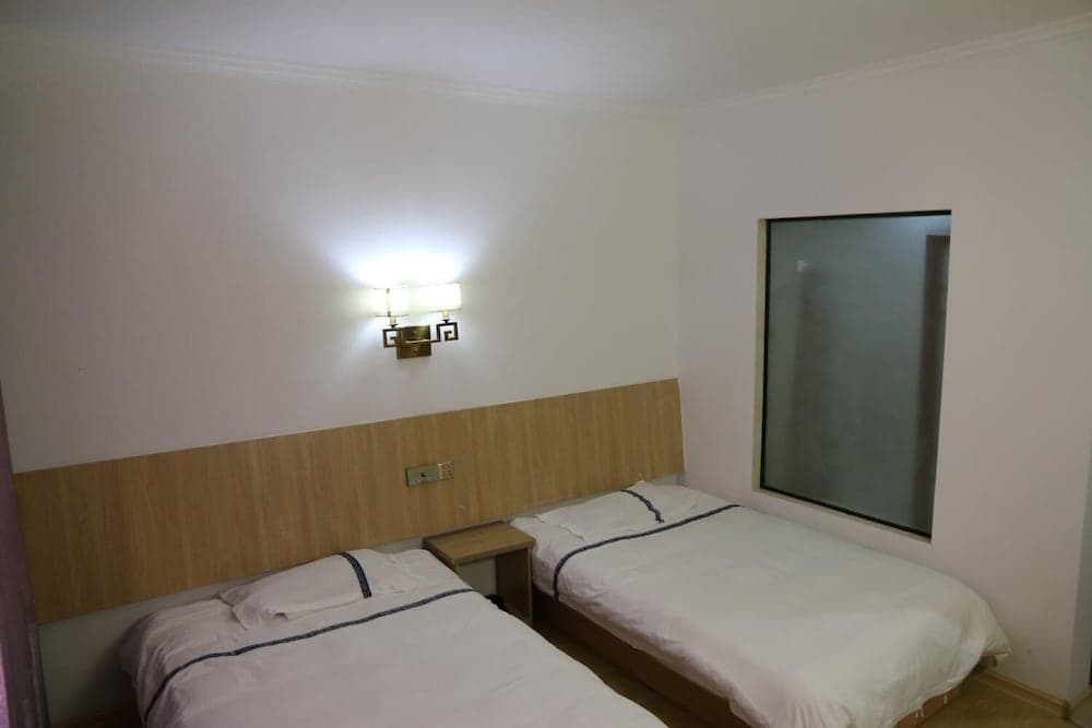 Wuyishan City Chun Hui Traders Hotel