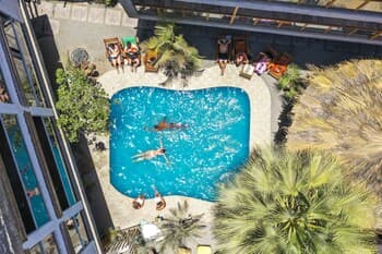 Bananas Adventure Hostel