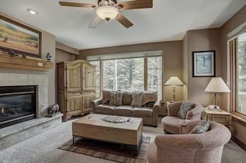 2br- Arrowhead Village- Great Location And Gorgeous  2 Bedroom Condo by RedAwning