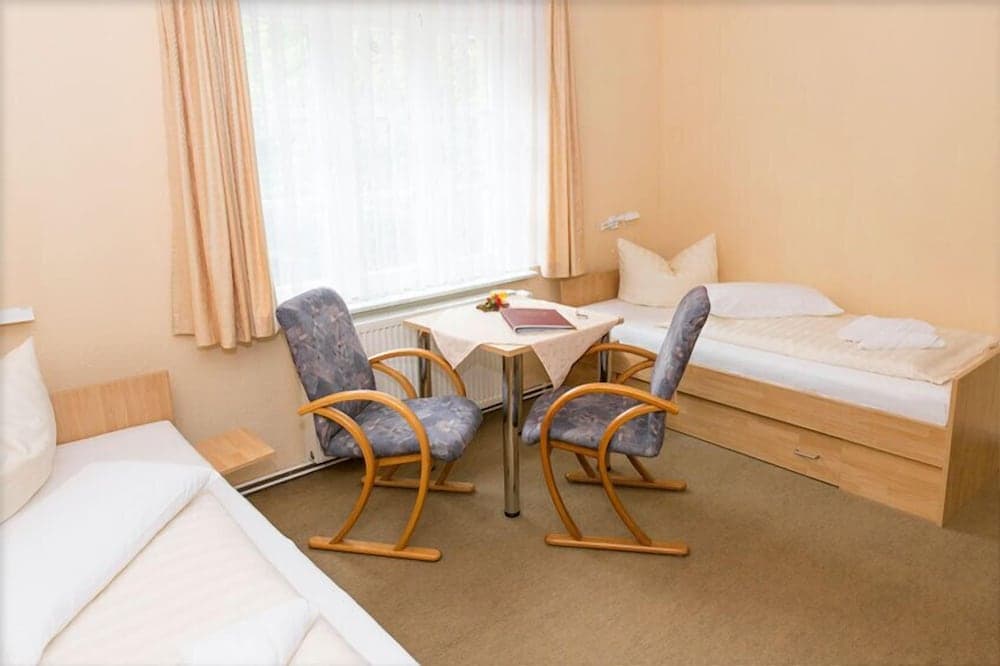 Aura Pension Brockenblick