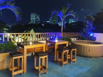 Bike and Dive Hostel