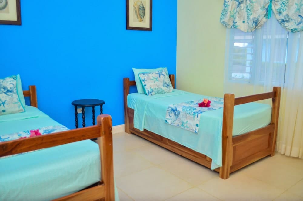 Villamar at Coolshade