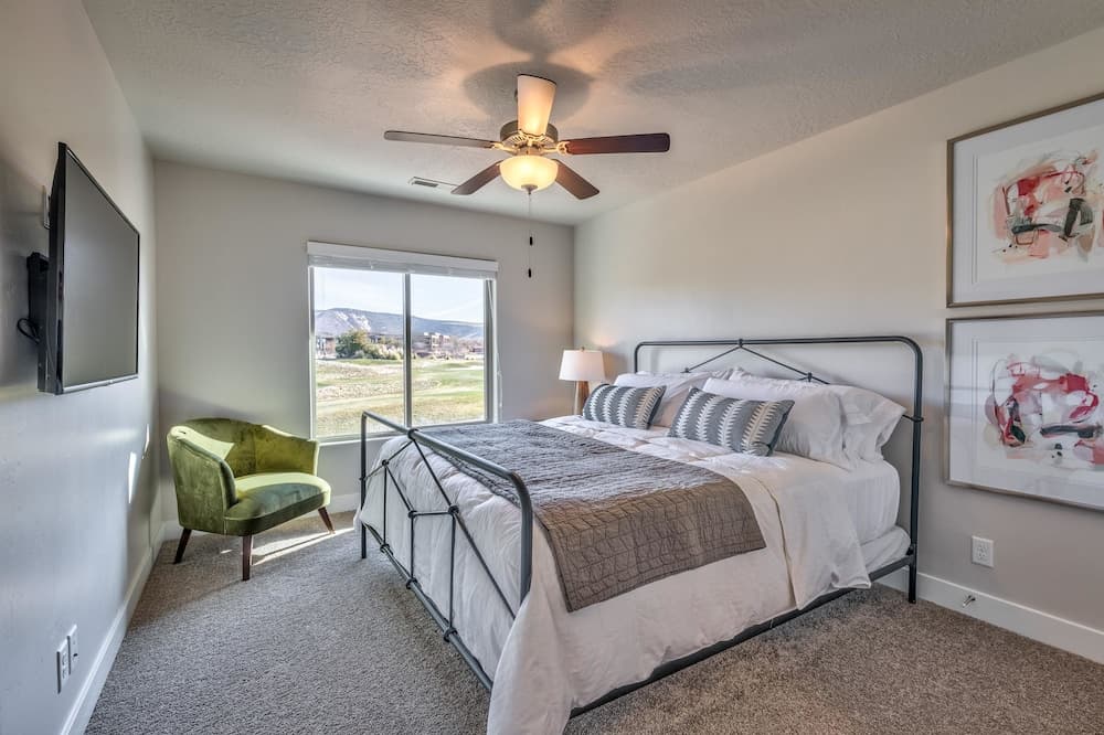 Retreat At The Ledges