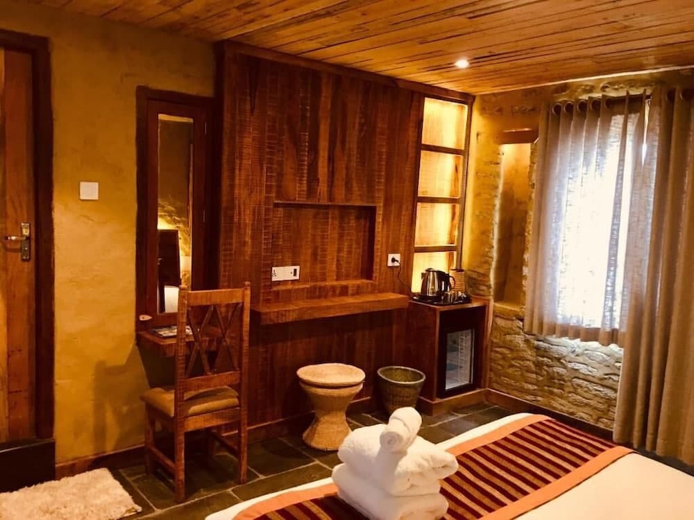 Pumdikot Mountain Lodge