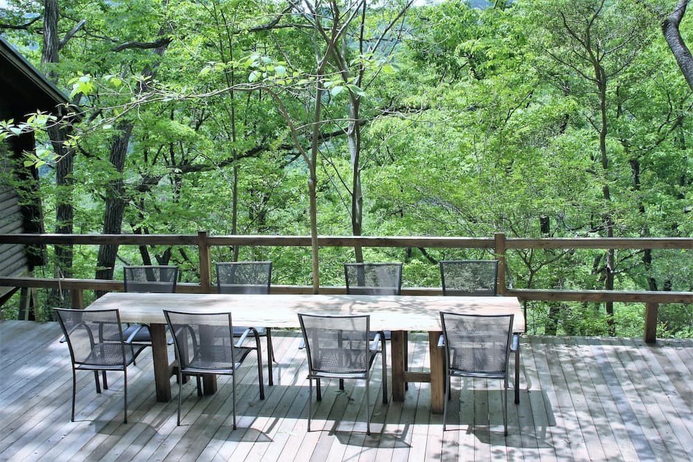 Shomarutoge Garden House