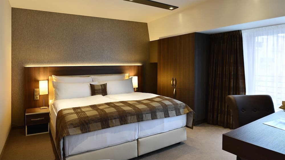 AZUL Hotel & Restaurant