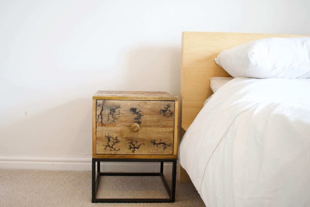 Modern and Charming 2 Bedroom Old Town Apartment