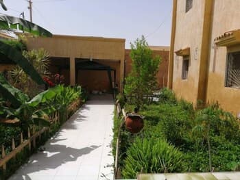 Auberge Samiraa - Hostel