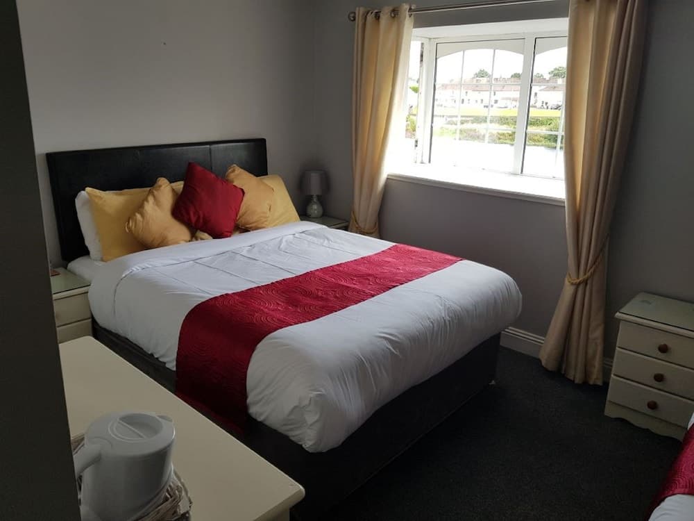 The River's Edge Guest House