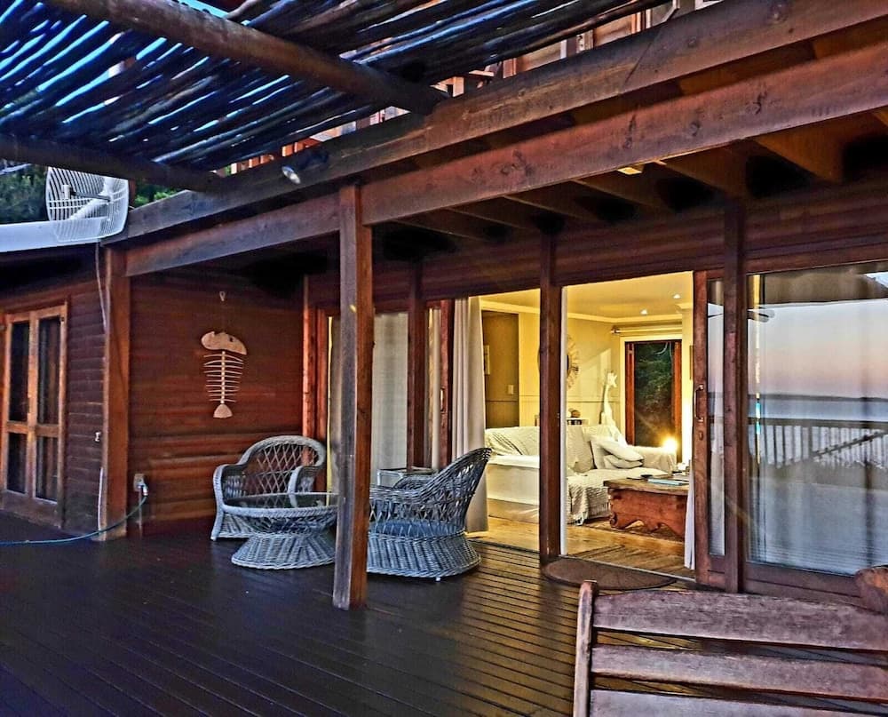 Casa Karibu at Santa Maria Machangulo Mozambique