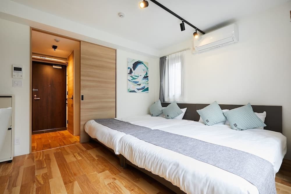 A1 Maison Phillippe Shitaya 101