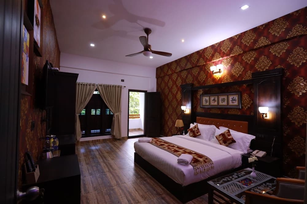 Periyarmountainpalace