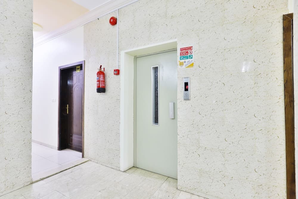 OYO 236 Al Wethenani Apartment