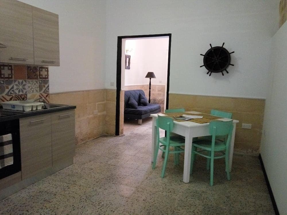 Vallettastay Mariner