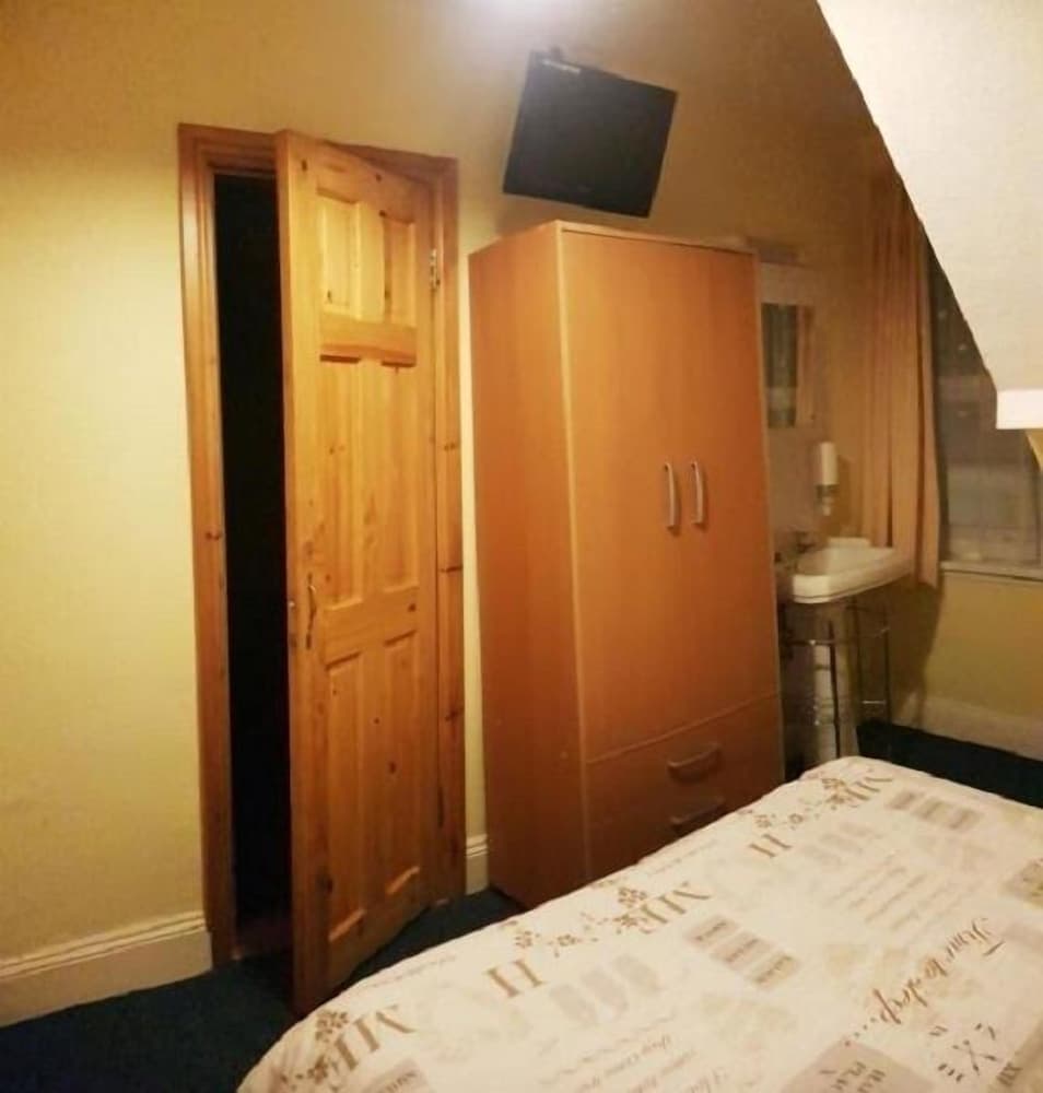 The Ratcliffe Guest House