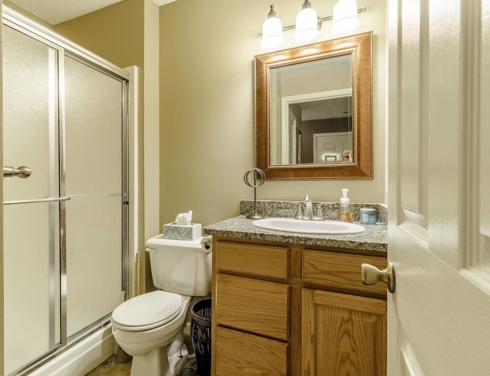 Treehouse Condo Lake Resort