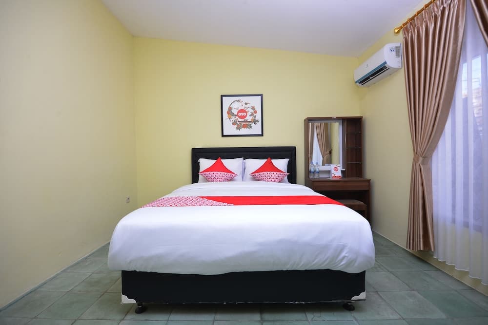 Super OYO 1046 Omah Pathok