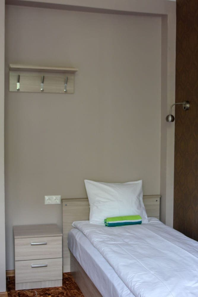 Villa Kadriorg Hostel