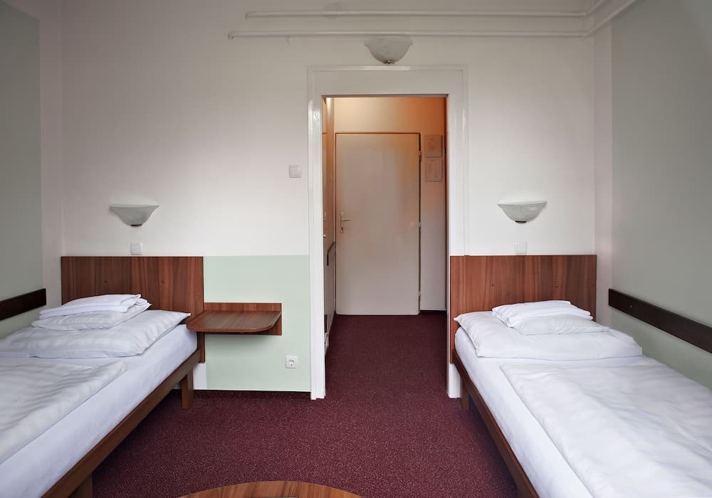 Komfort Hotel Platán