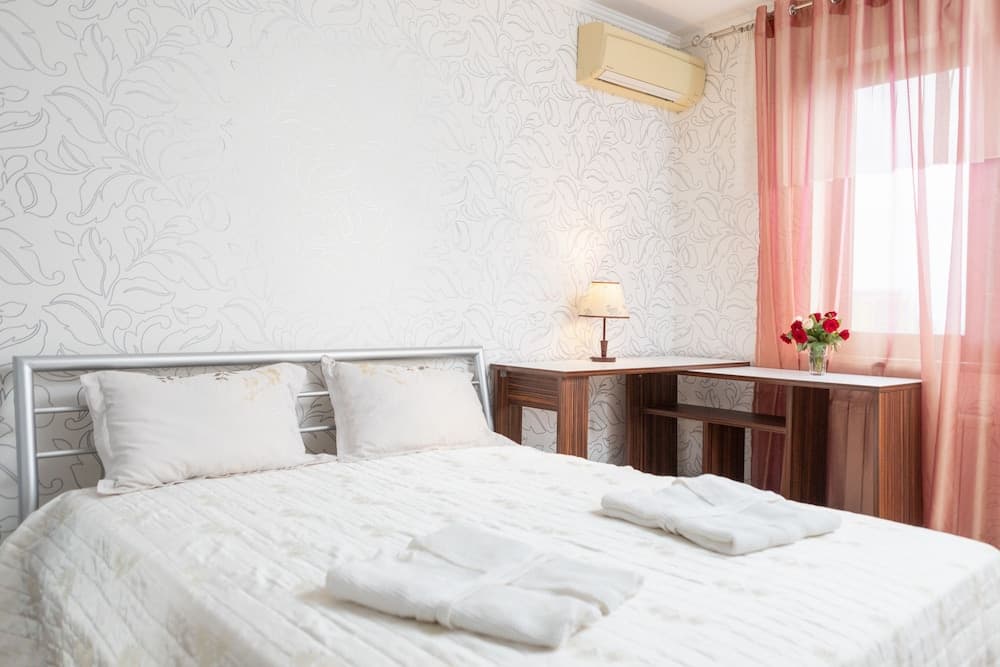 Apartment on Lenina 10