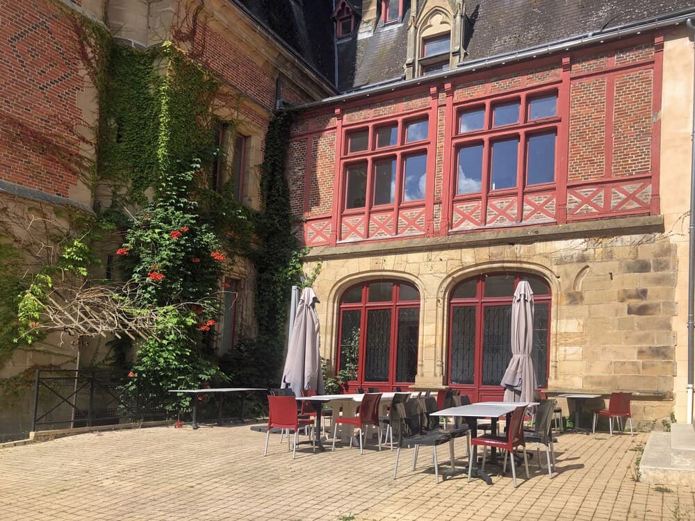 hotel image