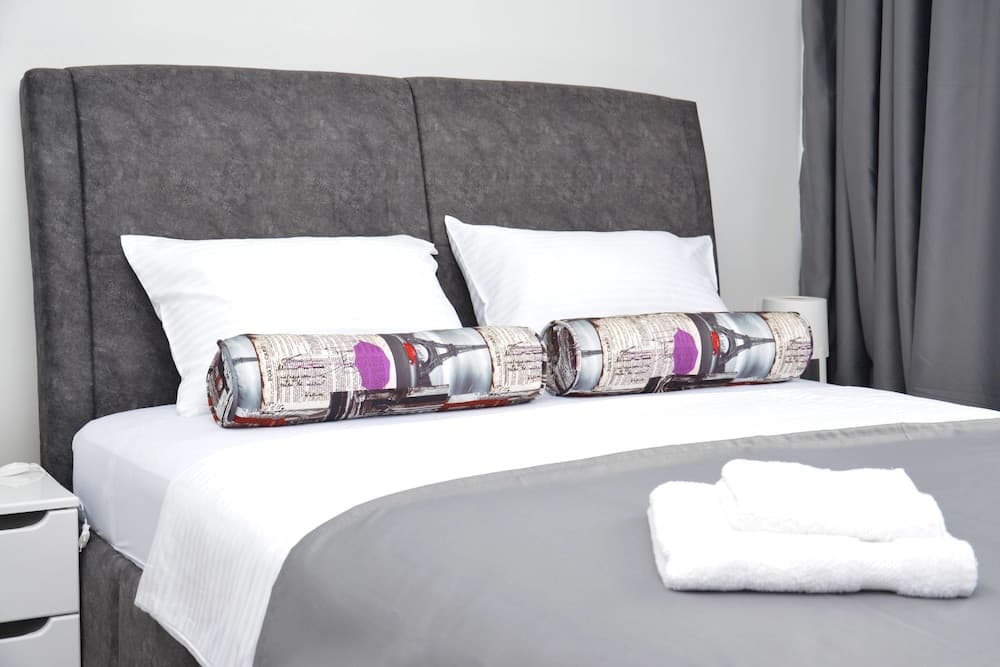 Apartment Small Oasis