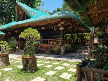 Bahay Kawayan Backpackers Inn