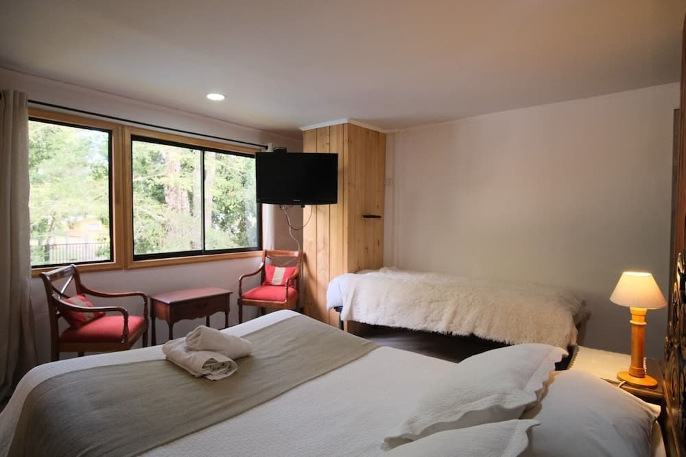 Casa de Noah Bed & Breakfast