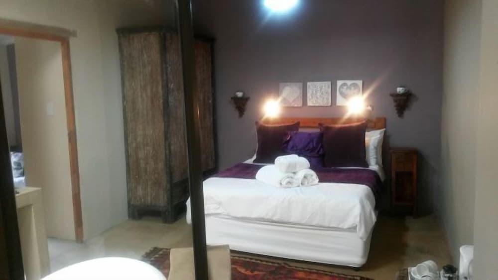 Thandile Country Lodge