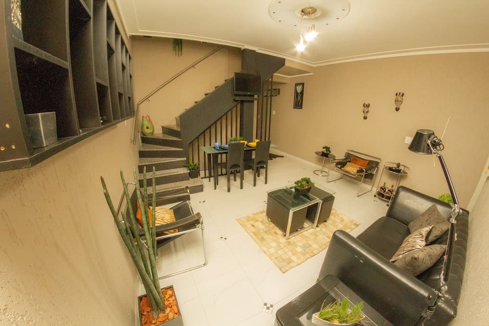 OBA 24 - Suíte privativa - Expo Center Norte